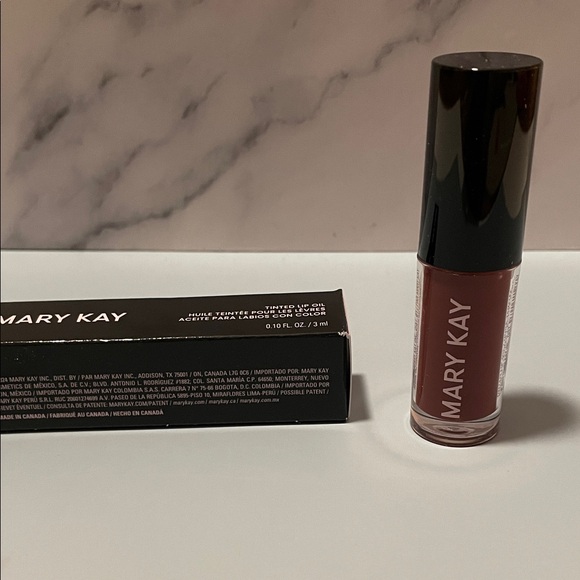 Mary Kay Tinted Lip Oil Berry Baie Discontinued NIB - Picture 1 of 5